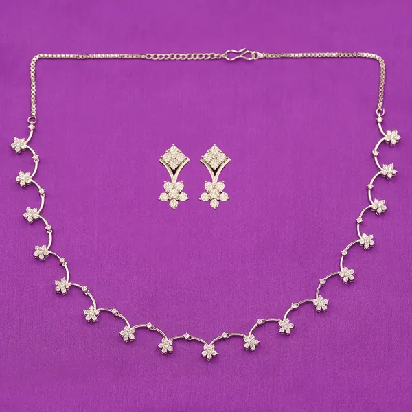 Silver_Brass_Premium_And_Elegant_Necklace__For_Women