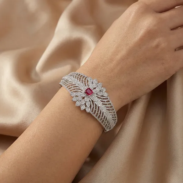 White_Brass_Premium_And_Elegant_Bangle_For_Women