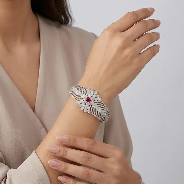 White_Brass_Premium_And_Elegant_Bangle_For_Women