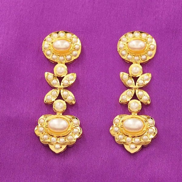 Yellow_Brass_Premium_And_Elegant_Necklace__For_Women