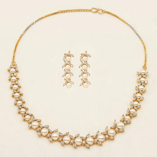 Yellow_Brass_Premium_And_Elegant_Necklace__For_Women