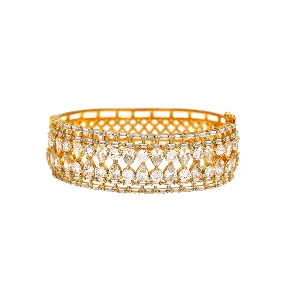 Yellow_Brass_Premium_And_Elegant_Bangle_For_Women