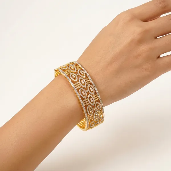 Yellow_Brass_Premium_And_Elegant_Bangle_For_Women