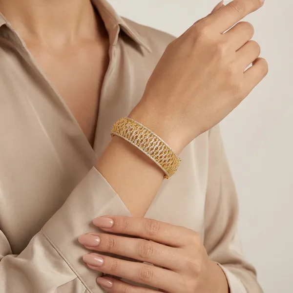 Yellow_Brass_Premium_And_Elegant_Bangle_For_Women
