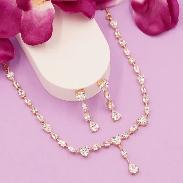 Yellow_Brass_Premium_And_Elegant_Necklace__For_Women