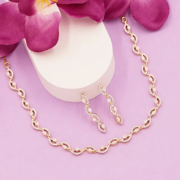 Yellow_Brass_Premium_And_Elegant_Necklace__For_Women