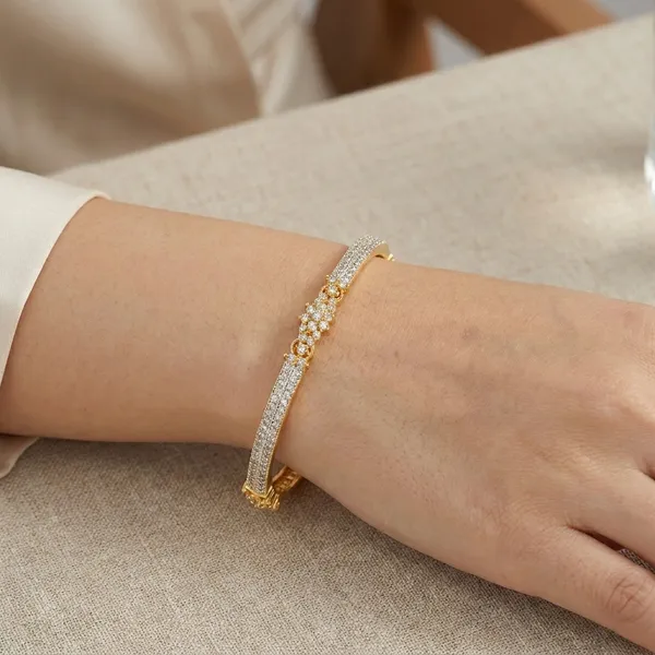Yellow_Brass_Premium_And_Elegant_Bangle_For_Women