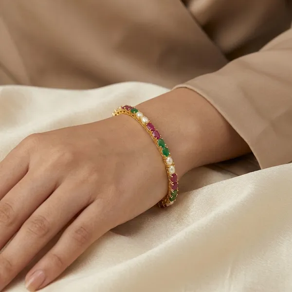 Yellow_Brass_Premium_And_Elegant_Bangle_For_Women