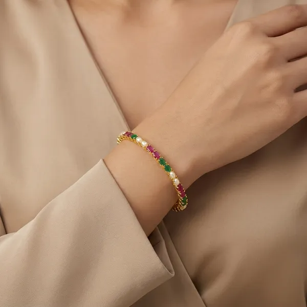 Yellow_Brass_Premium_And_Elegant_Bangle_For_Women