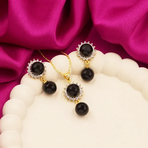 Yellow_Brass_Premium_And_Elegant_Necklace__For_Women
