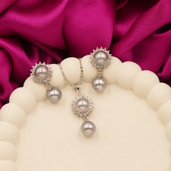 White_Brass_Premium_And_Elegant_Necklace__For_Women
