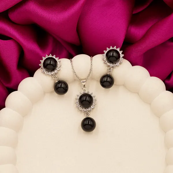 White_Brass_Premium_And_Elegant_Necklace__For_Women