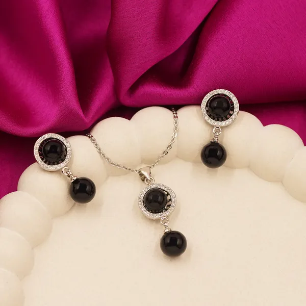 White_Brass_Premium_And_Elegant_Necklace__For_Women