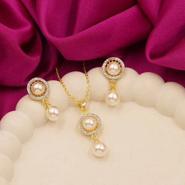 Yellow_Brass_Premium_And_Elegant_Necklace__For_Women