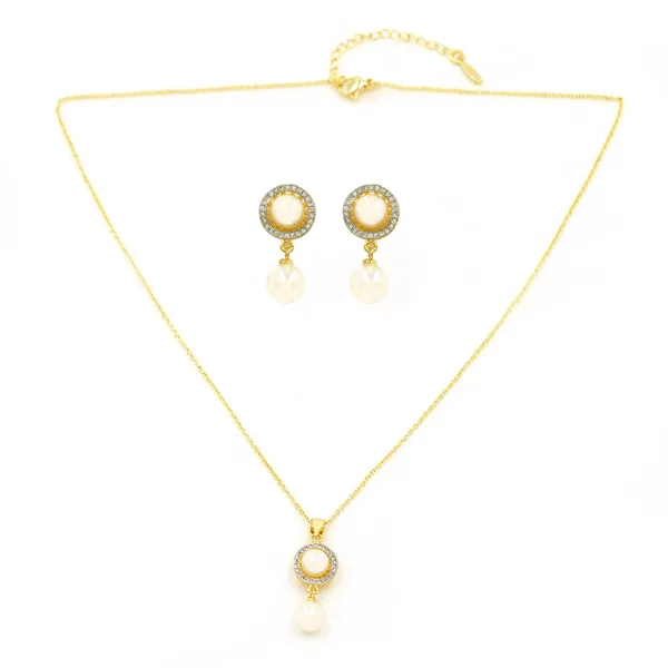 Yellow_Brass_Premium_And_Elegant_Necklace__For_Women
