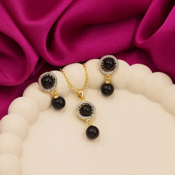 Yellow_Brass_Premium_And_Elegant_Necklace__For_Women