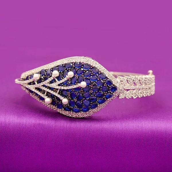 Blue_And_White_Brass_Premium_And_Elegant_Bangle_For_Women