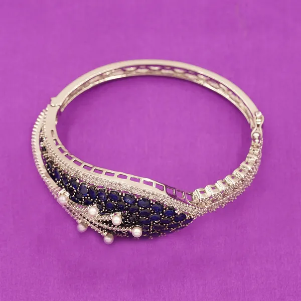 Blue_And_White_Brass_Premium_And_Elegant_Bangle_For_Women