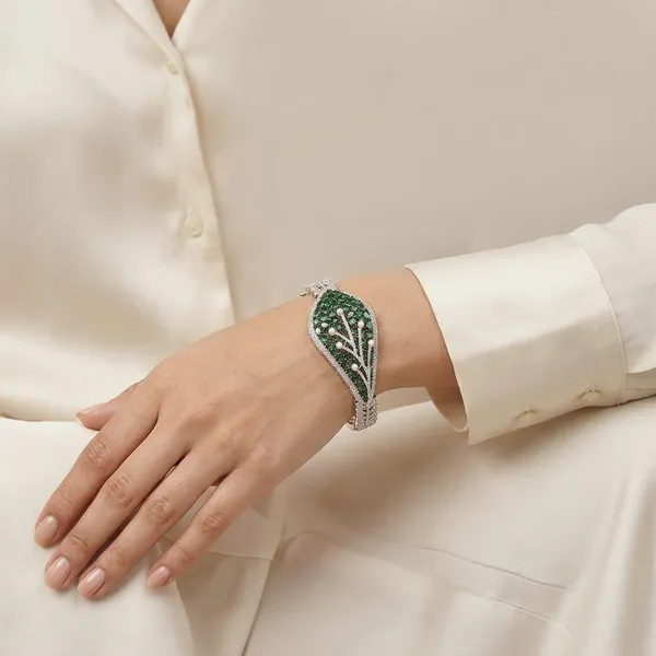 Green_And_White_Brass_Premium_And_Elegant_Bangle_For_Women