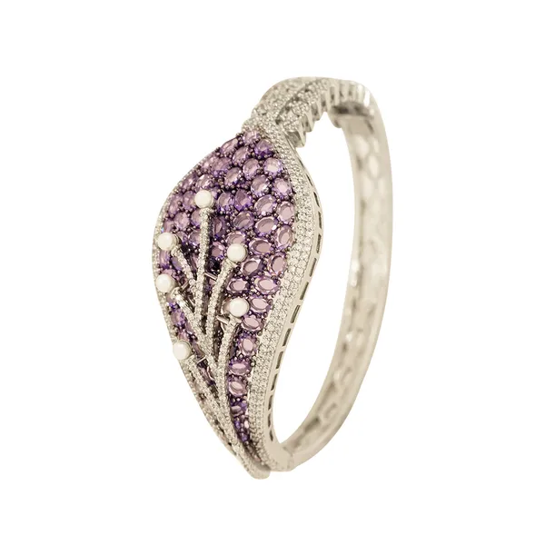 White_Brass_Premium_And_Elegant_Bangle_For_Women