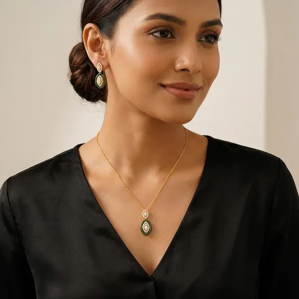 Yellow_Brass_Premium_And_Elegant_Necklace__For_Women