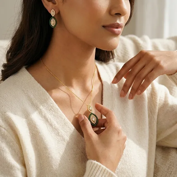 Yellow_Brass_Premium_And_Elegant_Necklace__For_Women
