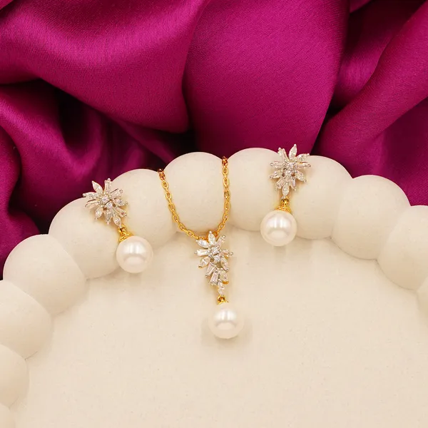 Yellow_Brass_Premium_And_Elegant_Necklace__For_Women