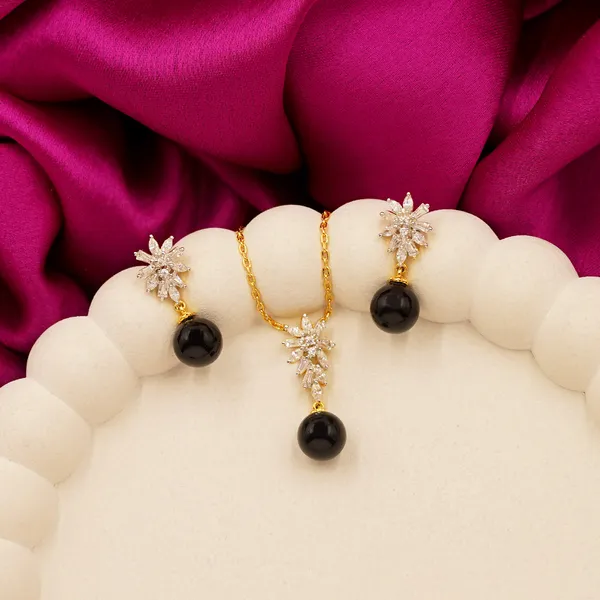 Yellow_Brass_Premium_And_Elegant_Necklace__For_Women