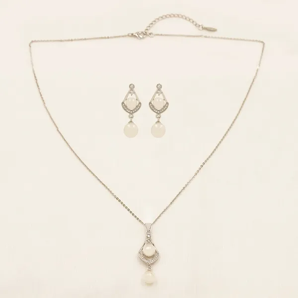 White_Brass_Premium_And_Elegant_Necklace__For_Women