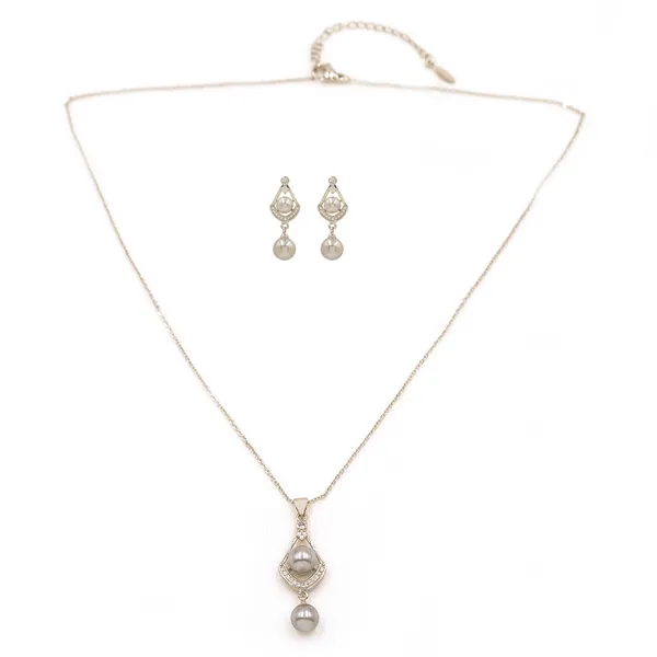 White_Brass_Premium_And_Elegant_Necklace__For_Women
