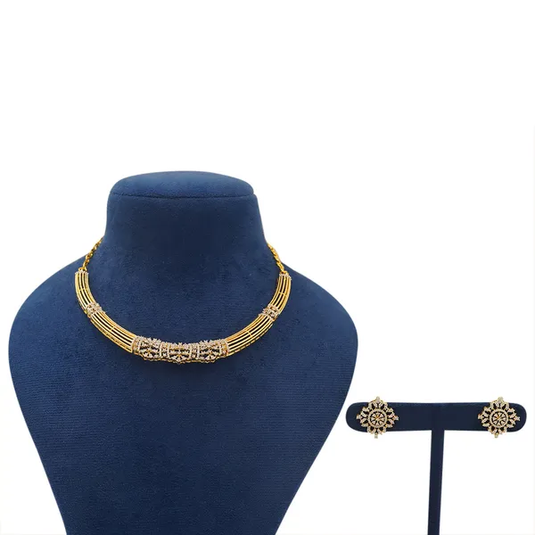 Yellow_Brass_Premium_And_Elegant_Necklace__For_Women