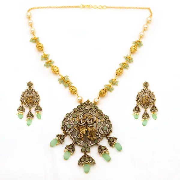 Yellow_Brass_Premium_And_Elegant_Necklace__For_Women