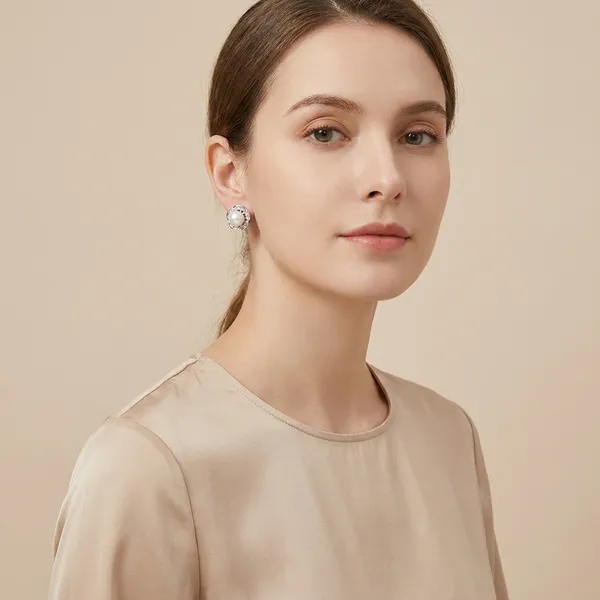 White_Brass_Premium_And_Elegant_Earrings_For_Women