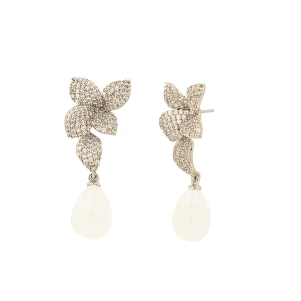 White_Brass_Premium_And_Elegant_Earrings_For_Women