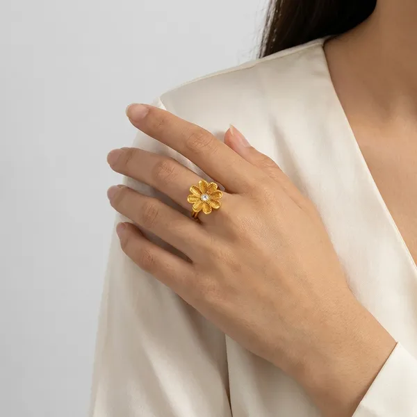 Yellow_And_White_Brass_Premium_And_Elegant_Rings_For_Women