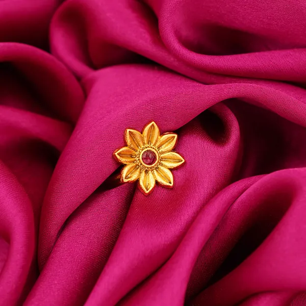 Yellow_And_Red_Brass_Premium_And_Elegant_Rings_For_Women