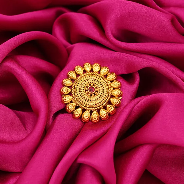 Yellow_Brass_Premium_And_Elegant_Rings_For_Women