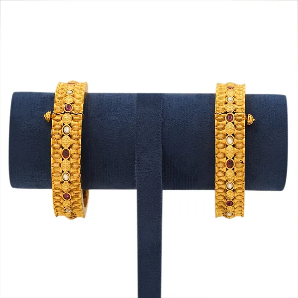 Yellow_Brass_Premium_And_Elegant_Bangle_For_Women