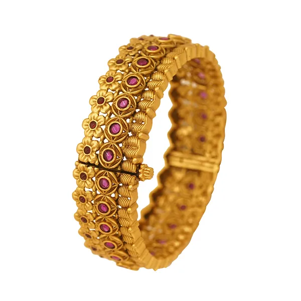 Yellow_Brass_Premium_And_Elegant_Bangle_For_Women