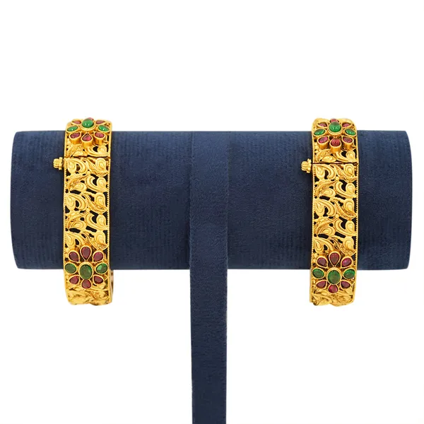 Yellow_Brass_Premium_And_Elegant_Bangle_For_Women