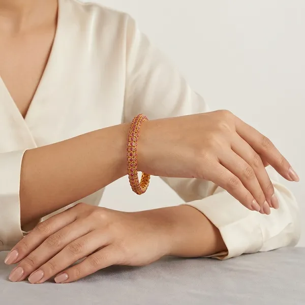 Yellow_Brass_Premium_And_Elegant_Bangle_For_Women