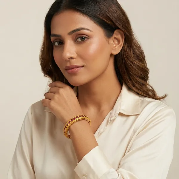 Yellow_Brass_Premium_And_Elegant_Bangle_For_Women