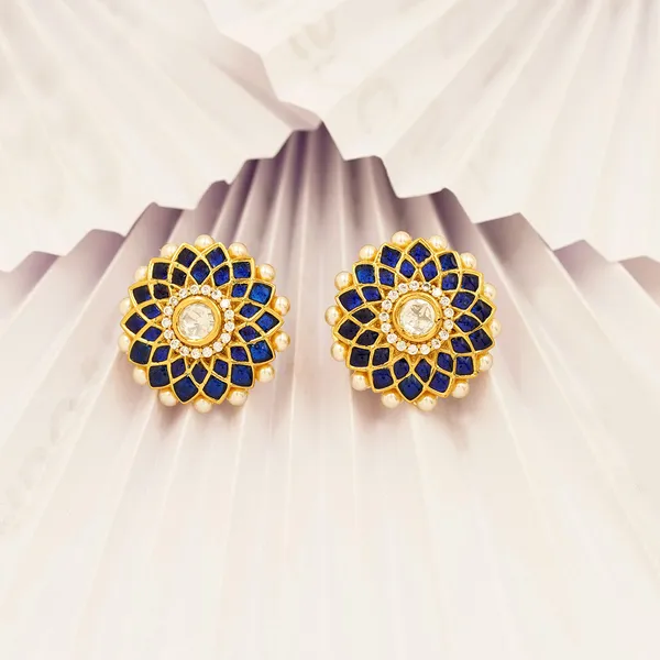 Yellow_Brass_Premium_And_Elegant_Earrings_For_Women