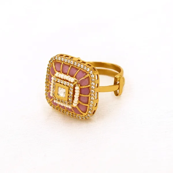 Yellow_Brass_Premium_And_Elegant_Rings_For_Women