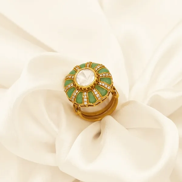 Yellow_Brass_Premium_And_Elegant_Rings_For_Women
