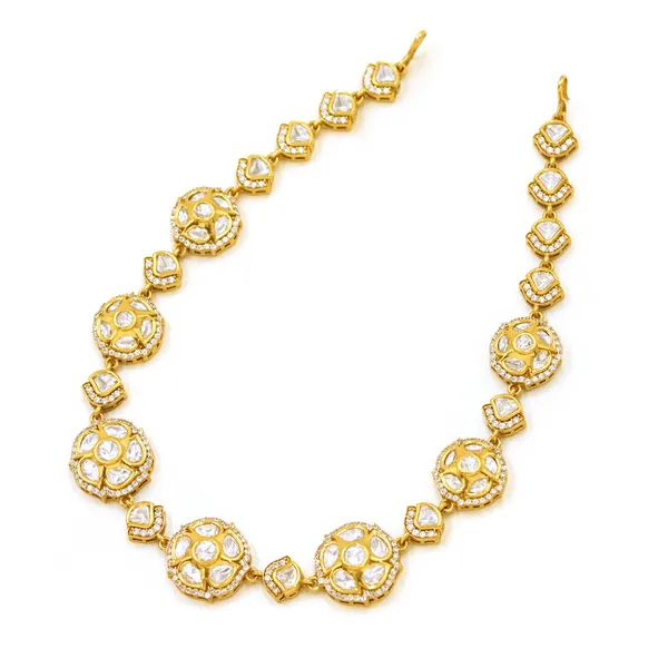 Yellow_Brass_Premium_And_Elegant_Matha_Patti_For_Women
