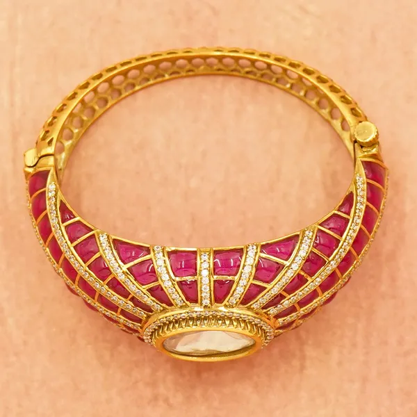 Dark_Pink_And_Golden_Brass_Premium_And_Elegant_Bangle_For_Women