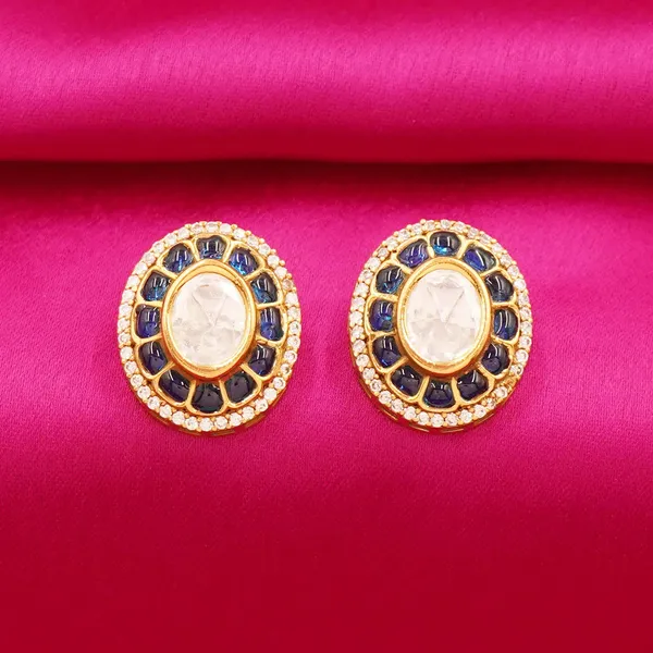 Yellow_Brass_Premium_And_Elegant_Earrings_For_Women