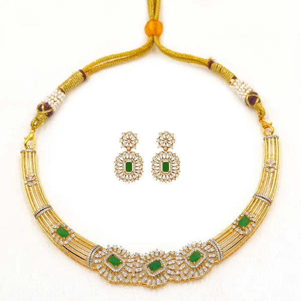 Yellow_Brass_Premium_And_Elegant_Necklace__For_Women