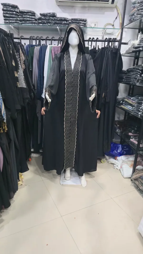 Black_Abaya_With_Embroidered_Front_Panel